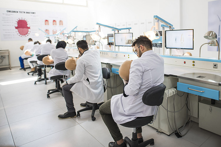 study-dentistry-in-cyprus-health-and-social-university